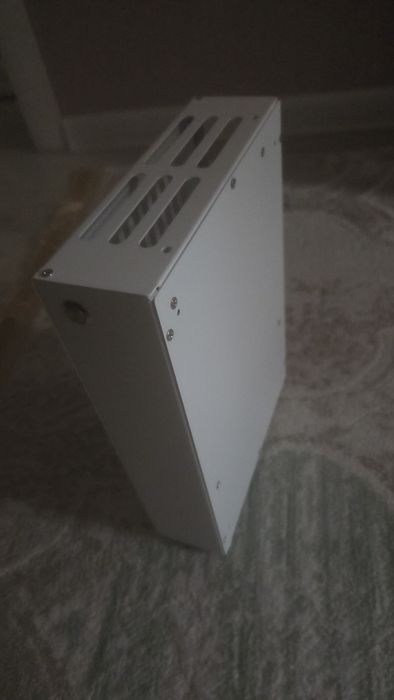 Маленький Корпус для Mini Itx сборок обьем 2.6 литра !!!