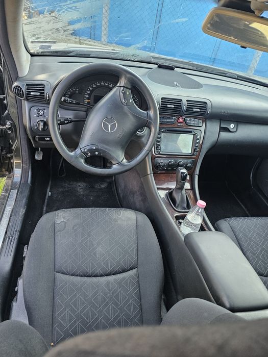 Mercedes w203 цяла за части