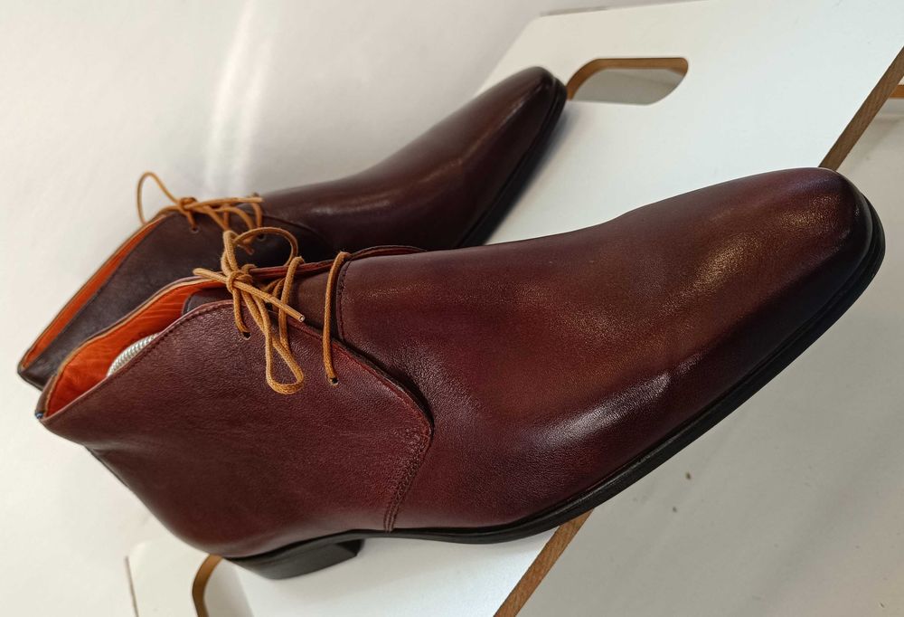 Ghete de lux 44 GREVE NOI lucrate manual piele naturala moale