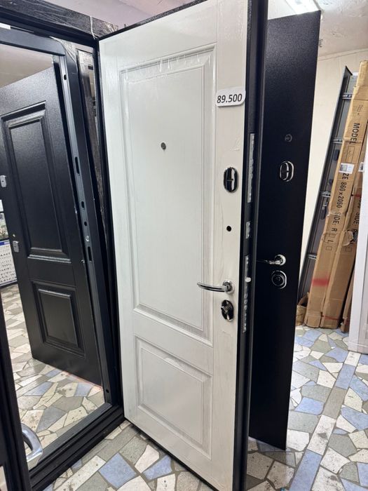 Продам двери металлические