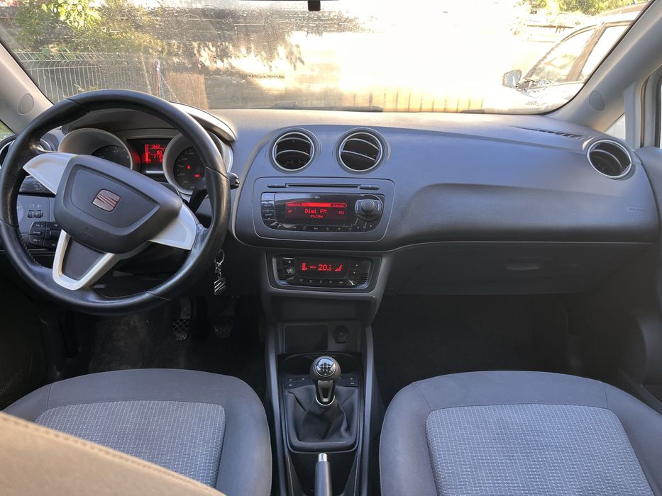 Seat Ibiza 1.6 Tdi (105 CP) -2011 - unic proprietar in Romania