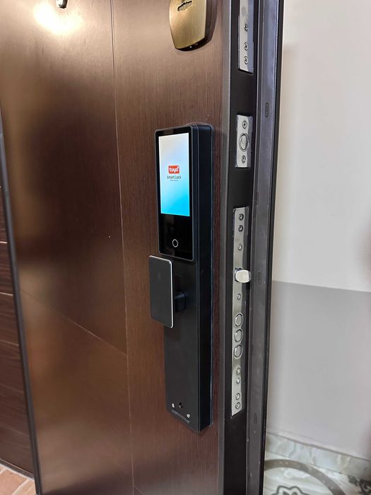 Умный замок, электронный замок, дверной умный замок, замок с WiFi