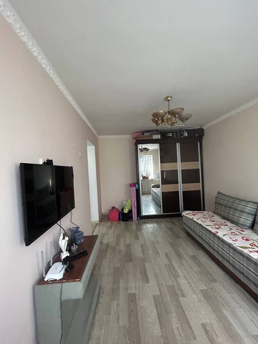 Аренда Новомосковская 1/4/4 Цена:300$ орентир кардиология