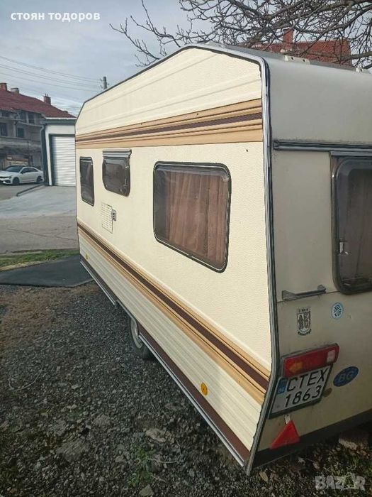 Продават се заено