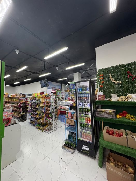 Продается под бизнес магазин