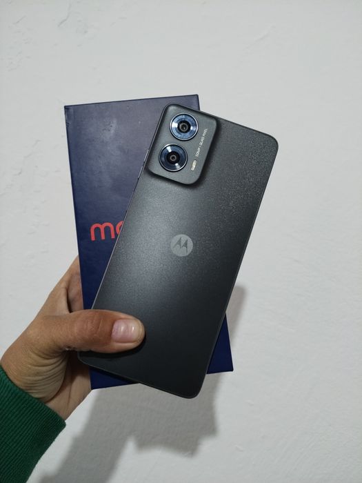 Продаётся телефон