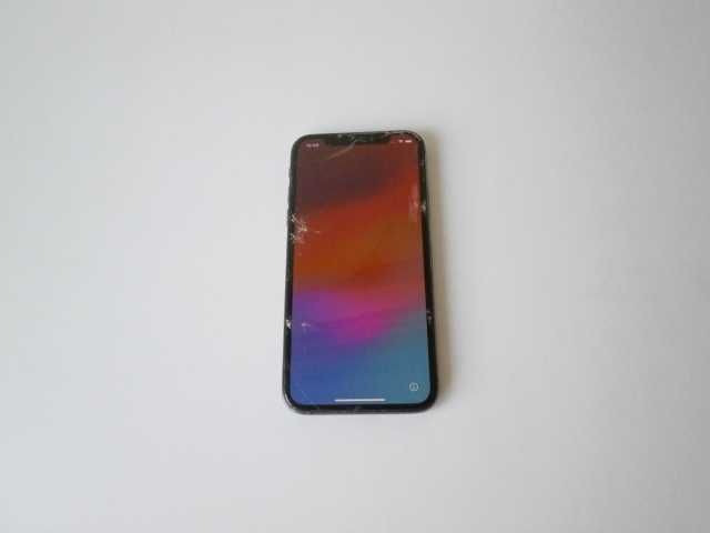 iPhone XS за части
