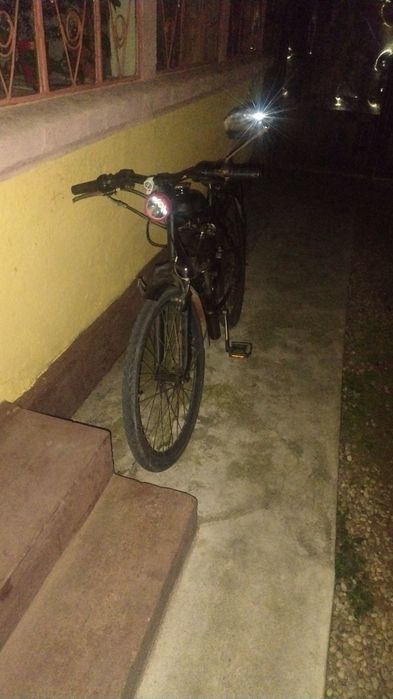 Bicicleta cu motor 80cc