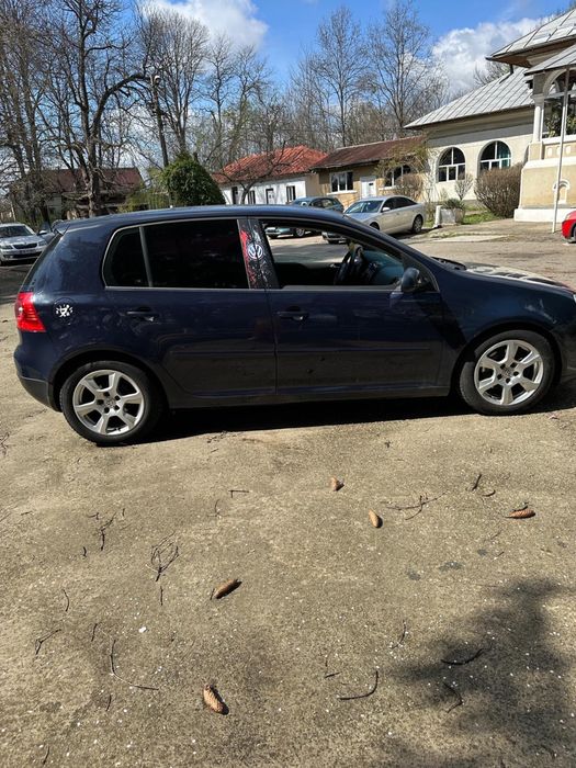 Golf 5 de vanzare