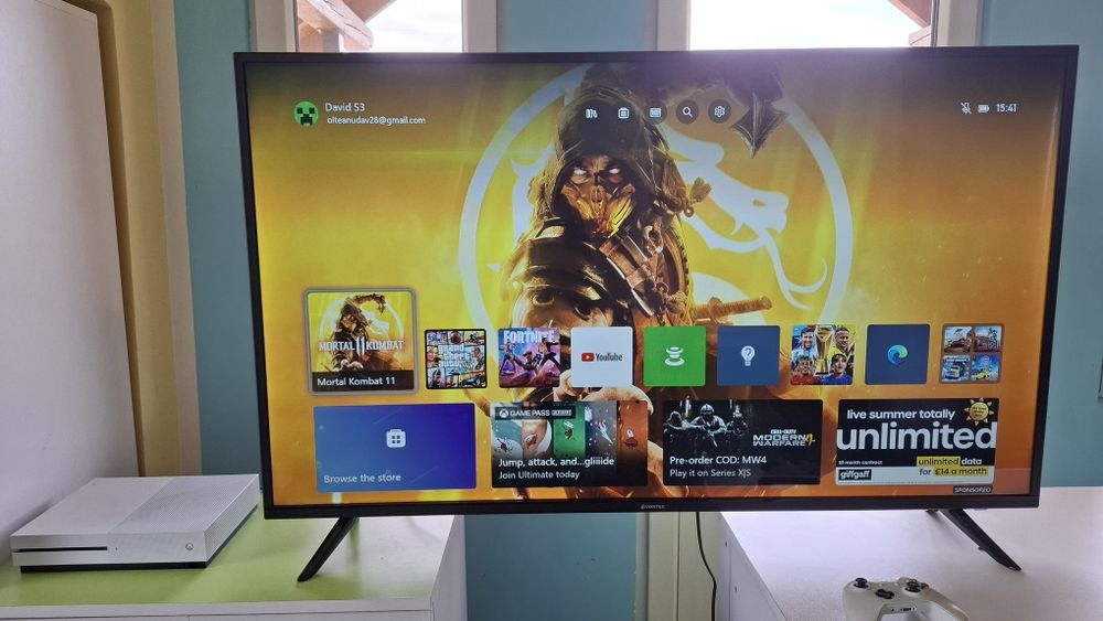 Xbox one s 1tb+ 2 manete + 5 jocuri