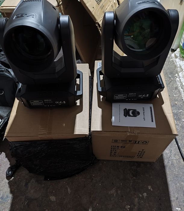 Moving head Beam mini 7 R 200 w Led Consum 280 W