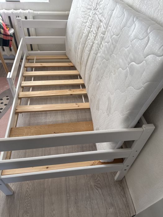 Продам кровать детский 160*80