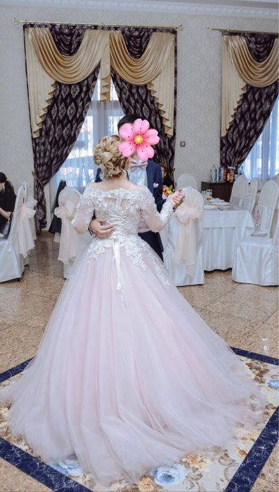 Продам красивое платье