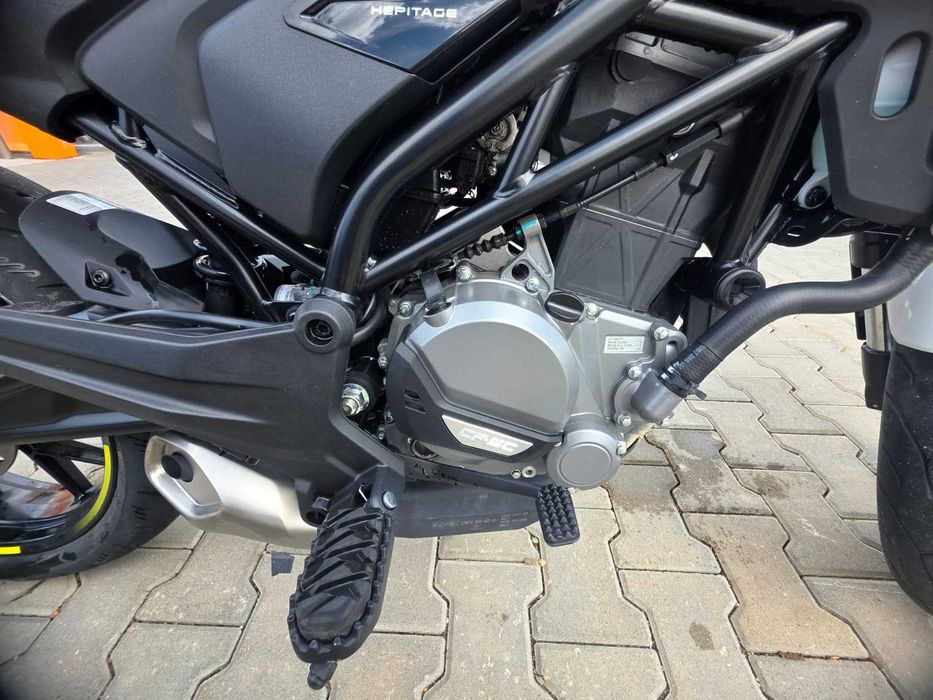 Motocicleta CF Moto 300 CL-X