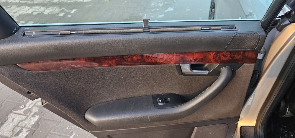 Dezmembrez/Dezmembrari Audi A4 B7  2.0 TDI Automat 7+1 BRE/BLB/BPW Cap