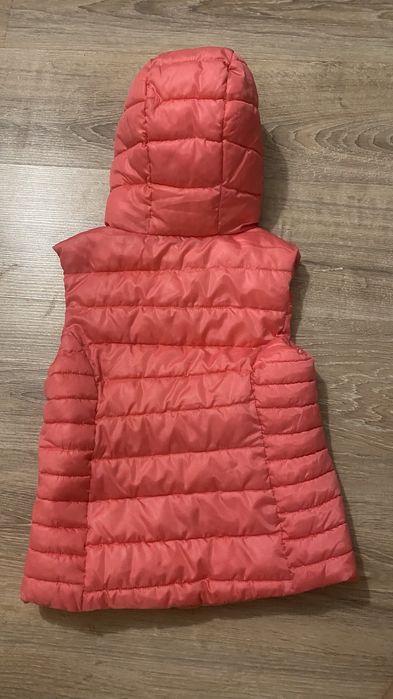 детская безрукавка Zara