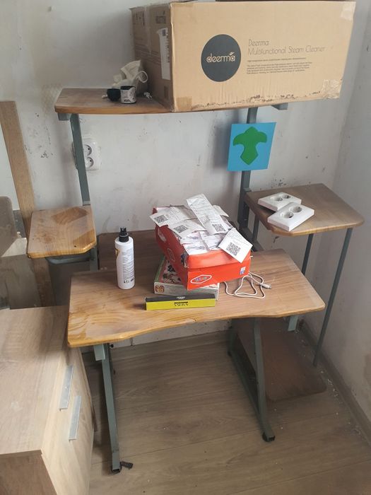 Продам стол компьютерный