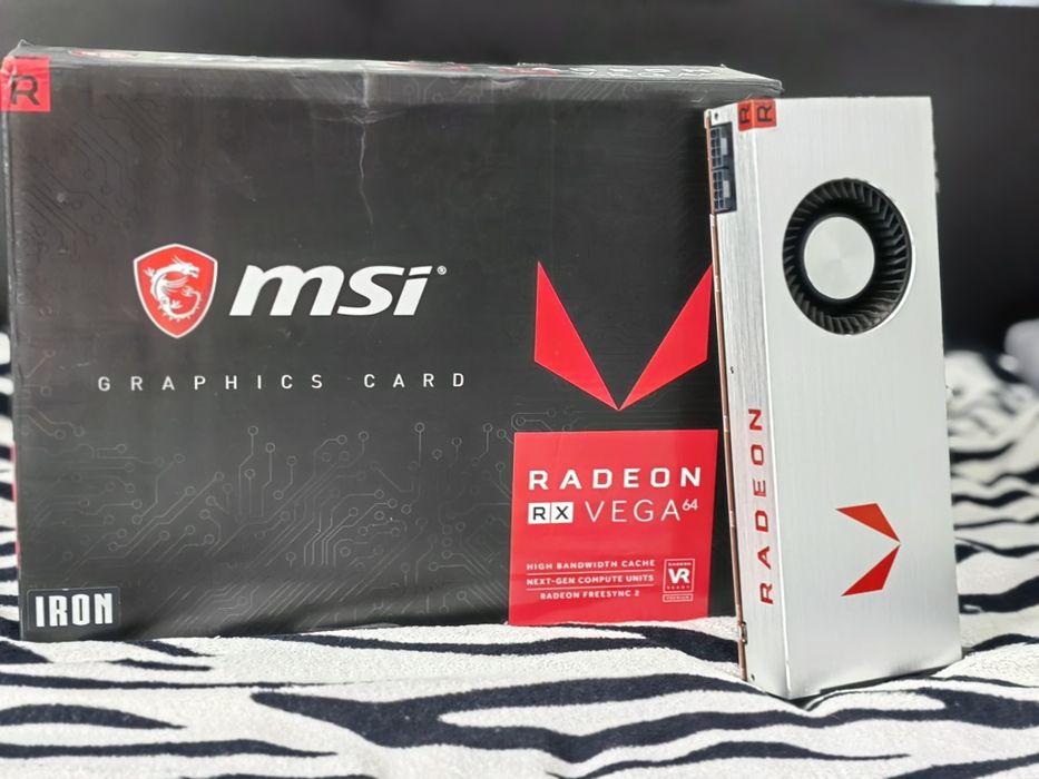 Placa video Radeon  RX Vega 64