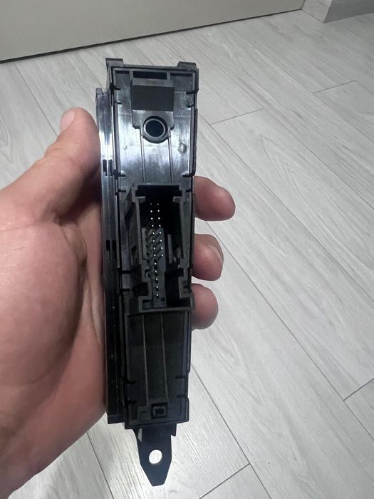 Buton Frana de mana Esp Autohold Volkswagen Passat CC B7 2012-2015