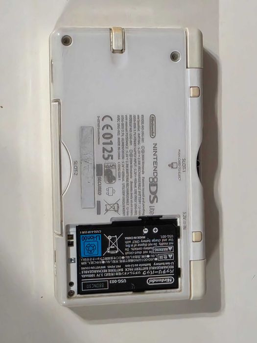 Nintendo DS Lite pentru reparat/piese