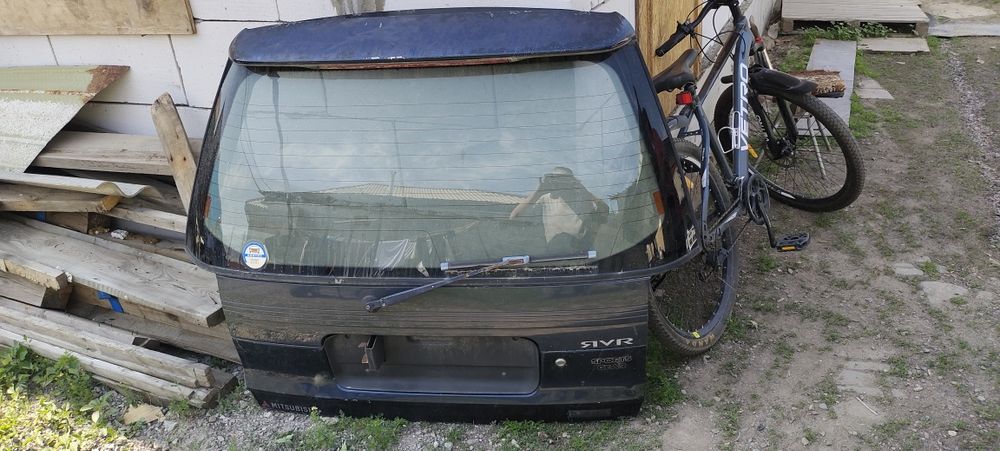 Минивен  Митсубиси РВР .