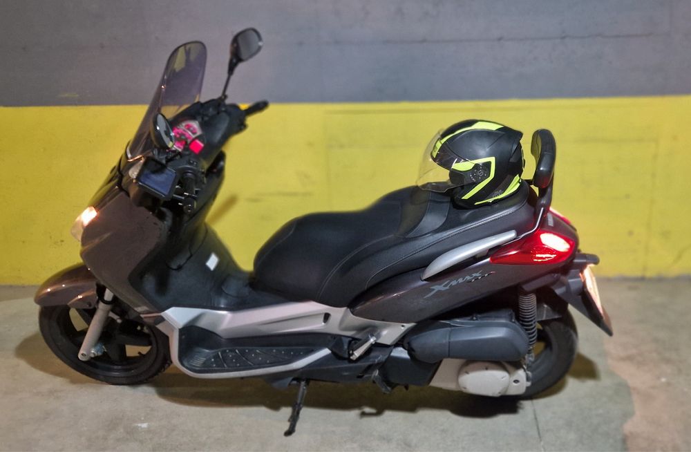 Maxi scuter doar 21000 km