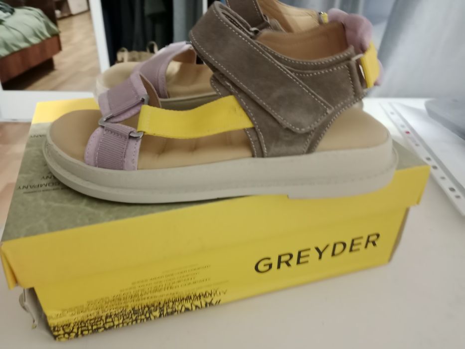 Сандалии Greyder