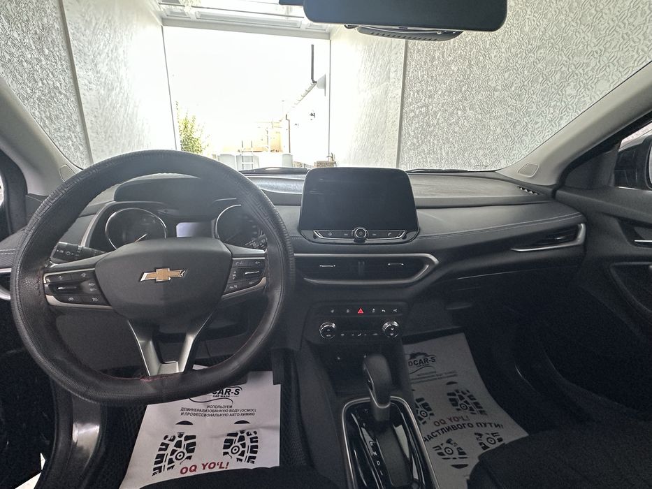 Tracker primier plus 2024y sotiladi