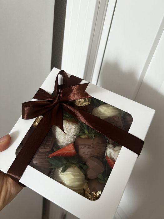 Клубника в шоколаде в Астане