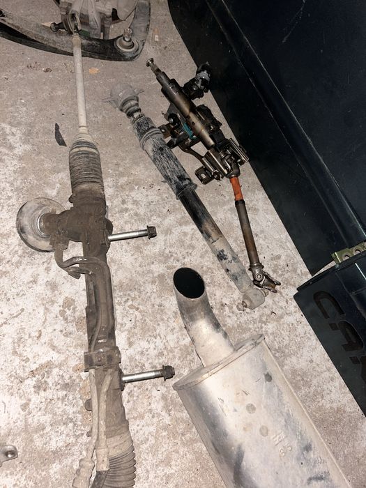 Останали части за пежо 307 фейс 1.6хди