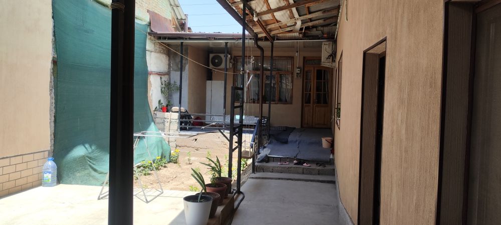 Yashnobod tumani. Qoʻyliq. hovli uy 2.7 sotix 6 xona+ holl+ oshxona