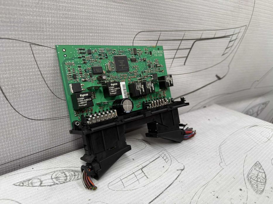 Modul confort / Sam modul Mercedes-Benz CLK A209 / C209 A2095452001 2008 / [2002-2009] / (5B2)
