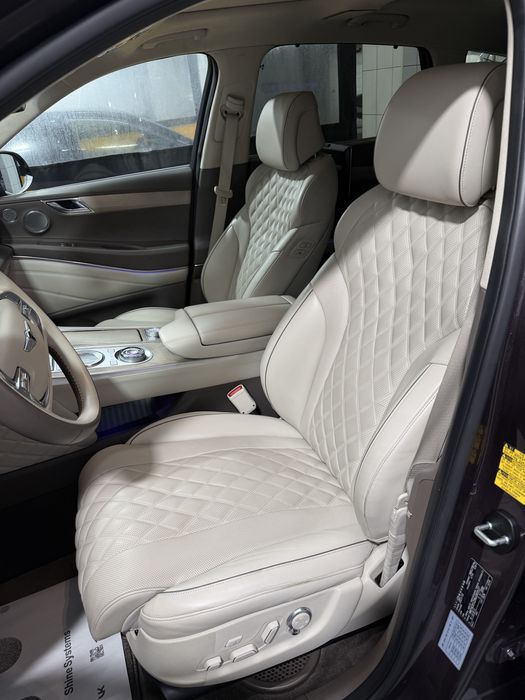 Продам Genesis GV80