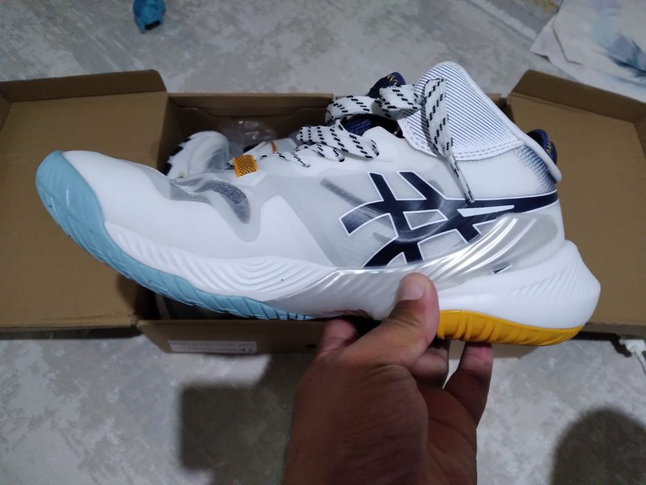 Асикс кроссовки для волейбола
