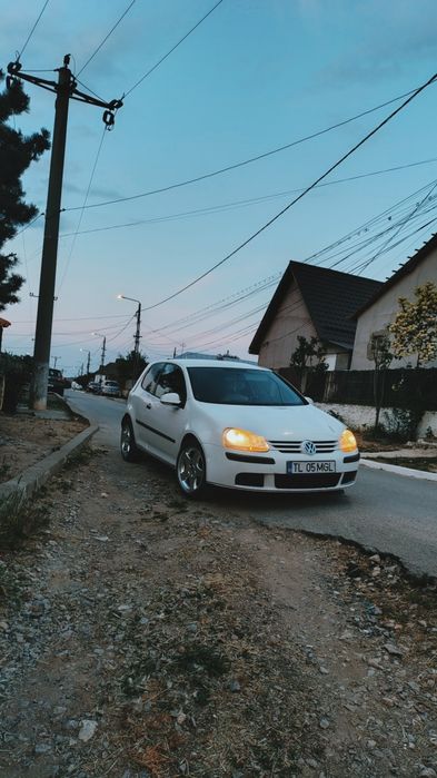 Golf 5 1.9 tdi de reparat sau dezmembrări
