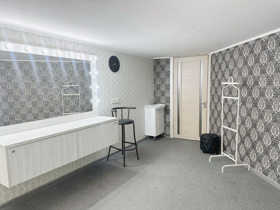 Сдам кабинет в салоне красоты