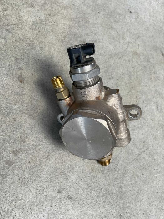 Pompa inalta presiune VW/Audi 55 TFSI cod 06M127026M