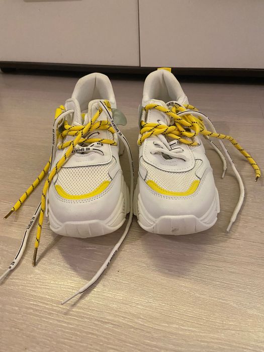 Чисто нови обувки / маратонки Tendenz, 38 номер