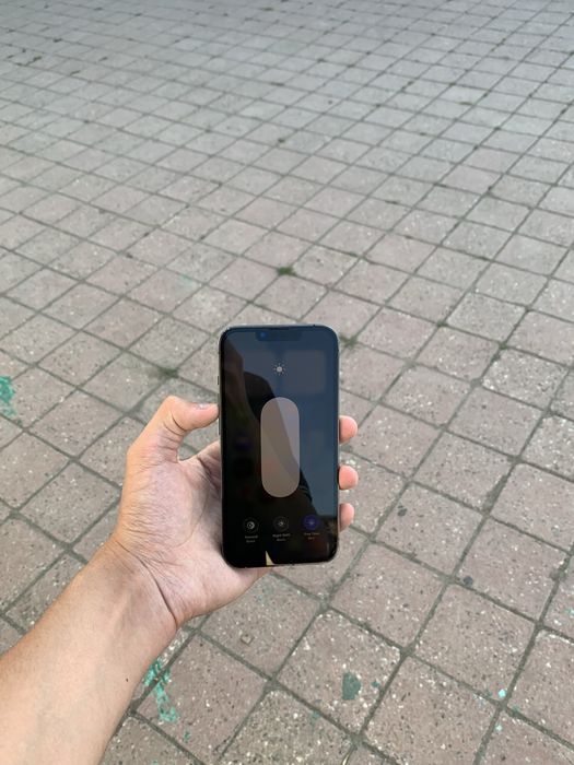 Продам срочно iPhone 13 Pro 256GB