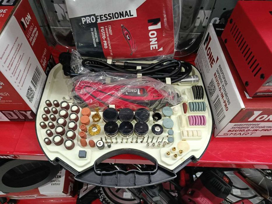 Гравёр NUMBER ONE FG170-PRO (170 В, 211 шт комплект, кейс)