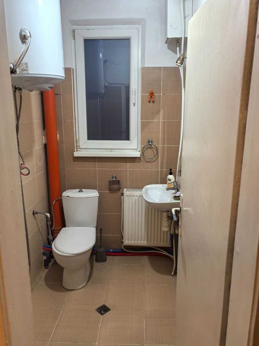 Тристаен етаж от къща под наем грови Иксър