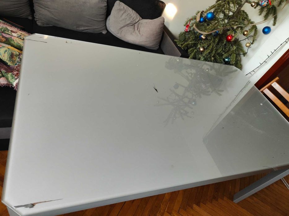Masa de sticlă 160x90