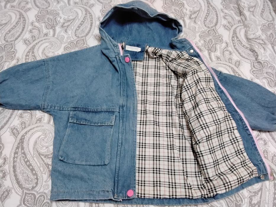 Джинсовая курточка на девочку 5-6 лет
