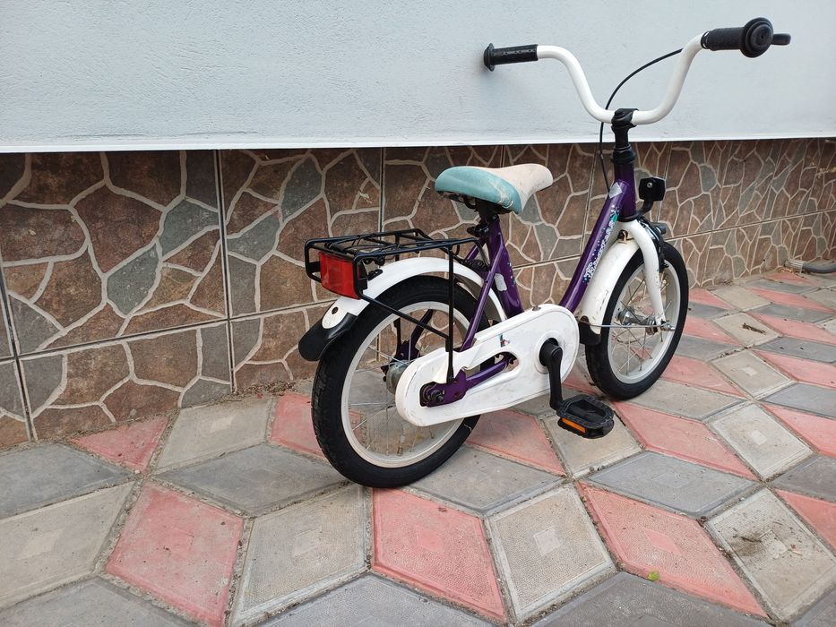 Bicicleta de copii cu roti de 14 inch super frumoasa