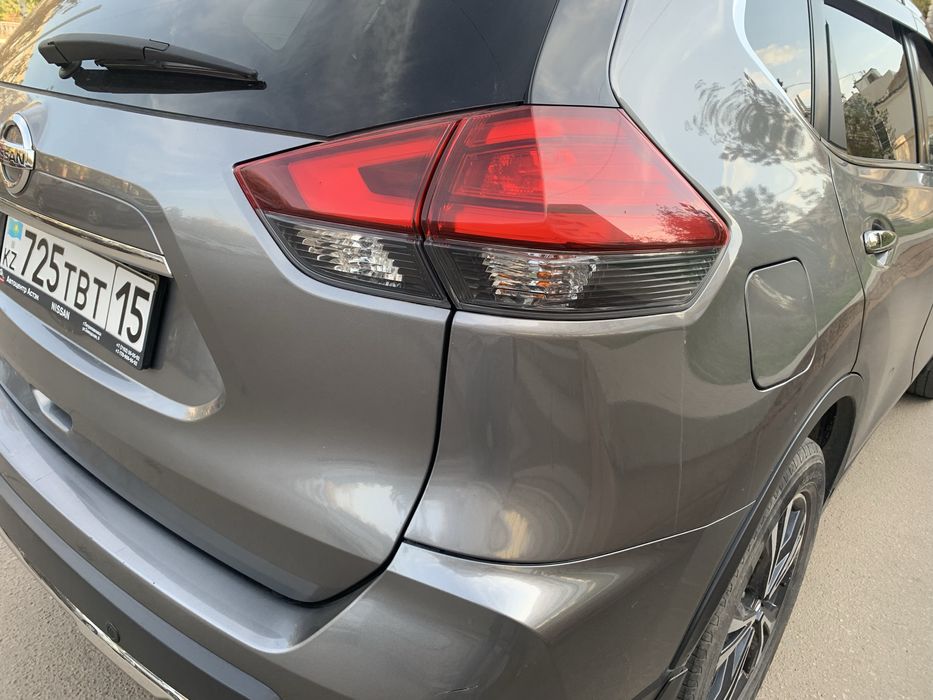 Продам автомобиль Nissan X-trail