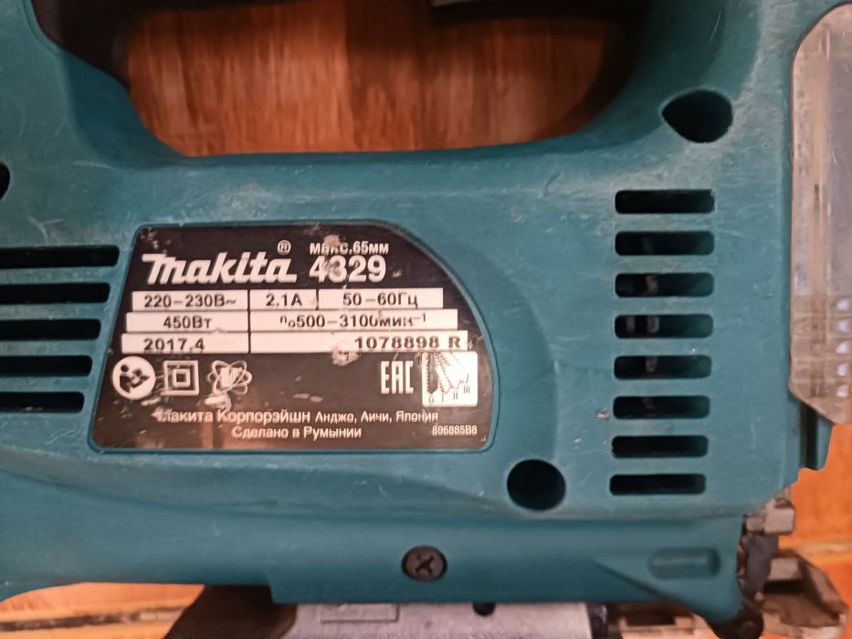 Лобзик DEWALT 348