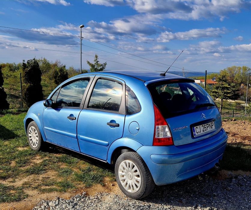 Vând Citroen C3 1.4i