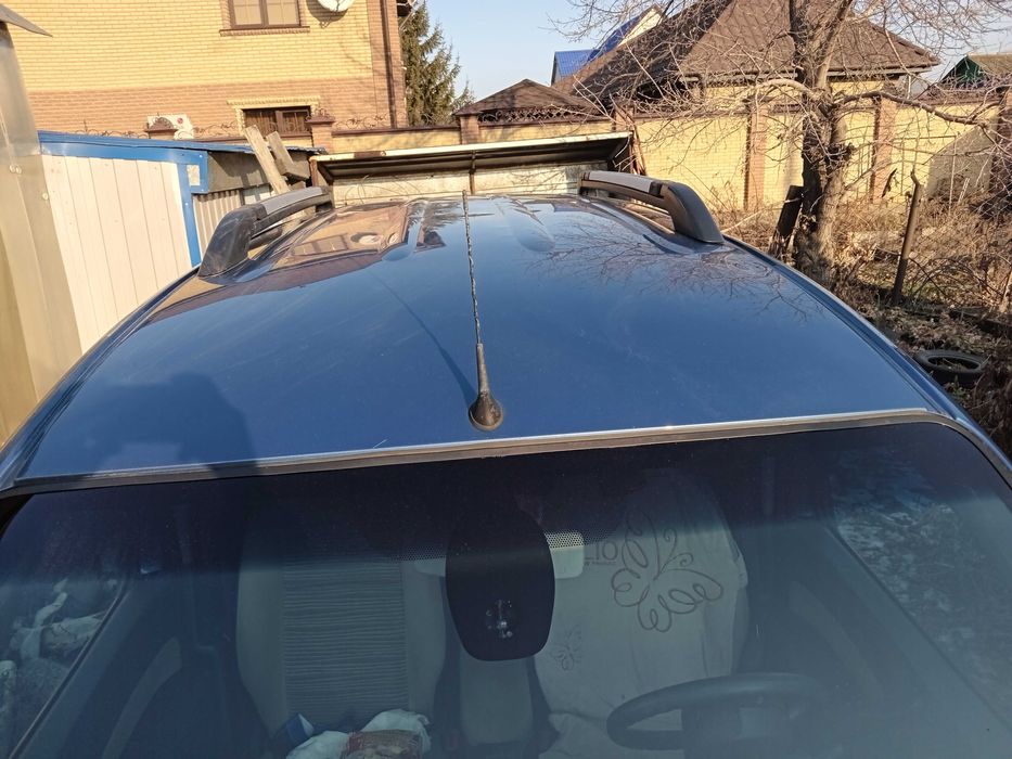 Рено кангу минивэн .