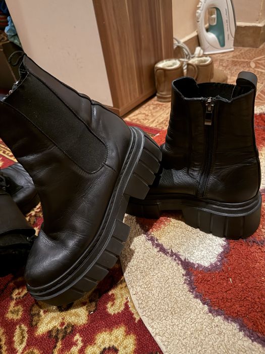 Кожени дамски боти