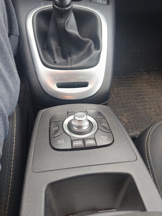 Vând Renault Grand Scenic 3